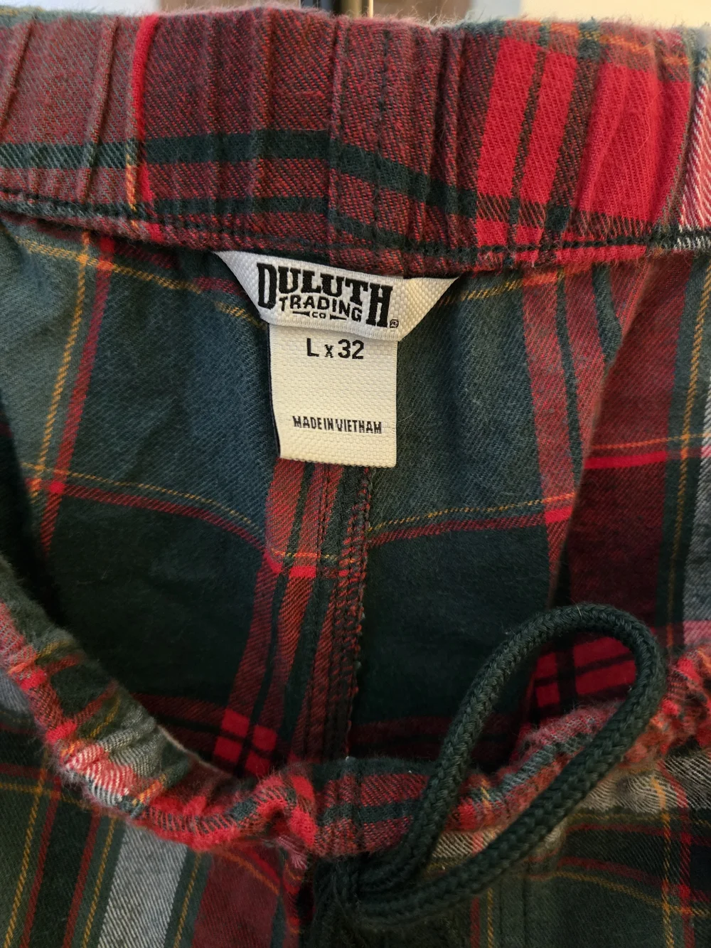 Duluth Trading Co Red & Green Plaid Unisex Pj Pants